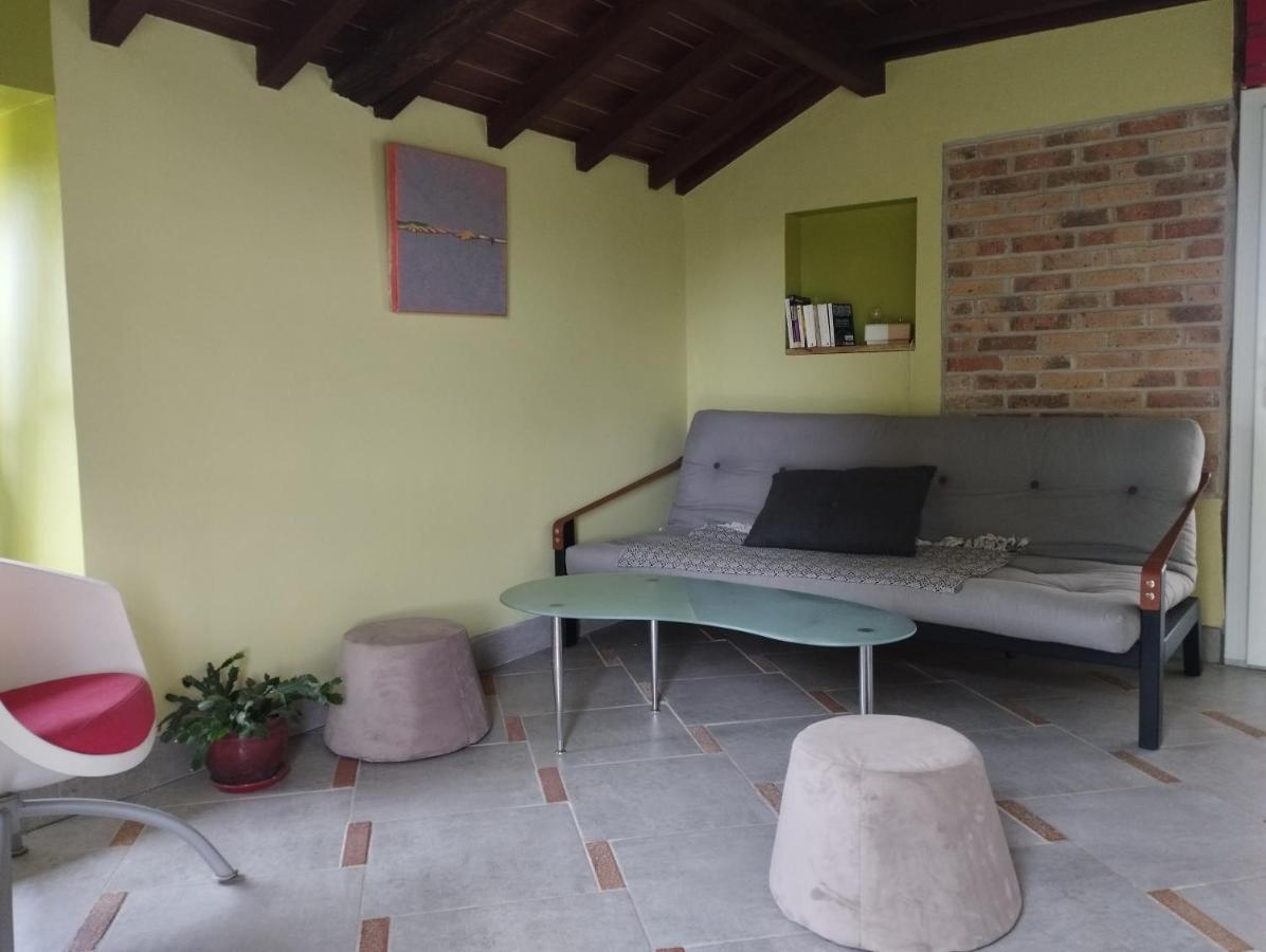 Appartement, Vue Sur Les Pyrenees Pouillon Luaran gambar