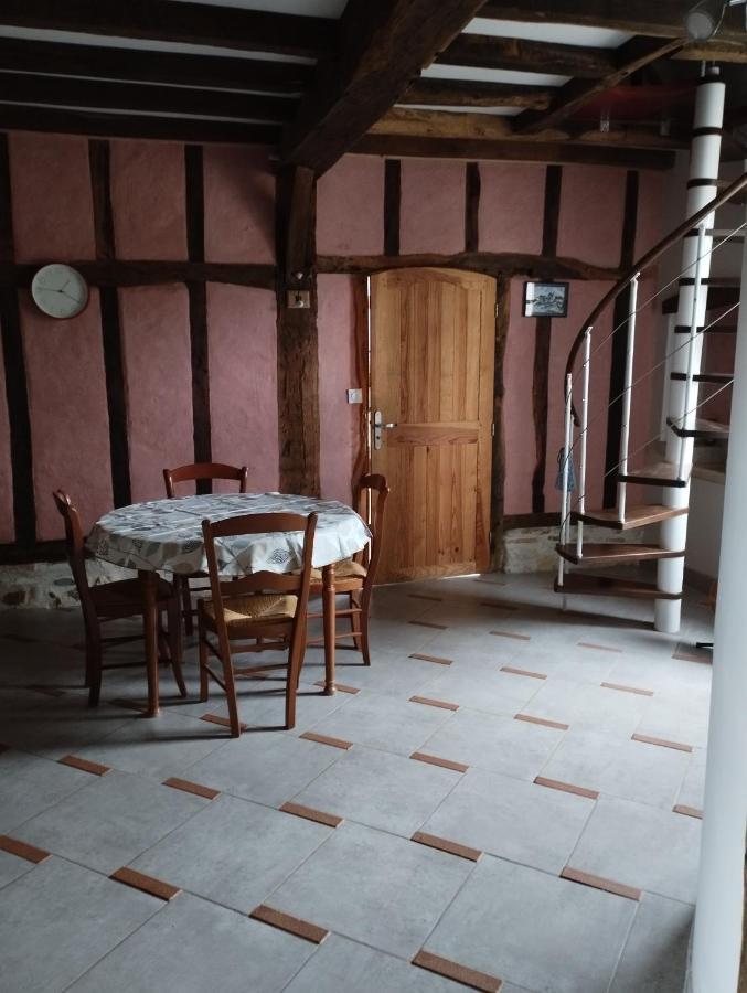Appartement, Vue Sur Les Pyrenees Pouillon Luaran gambar
